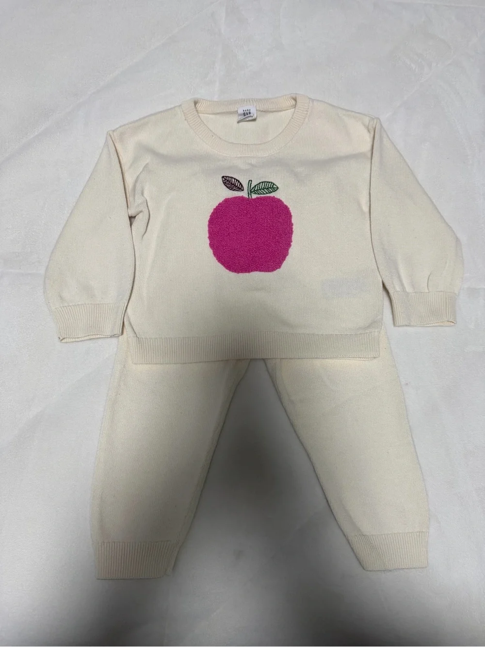 GAP Cream Knit Pajama Set with Pink Apple and Green Leaves